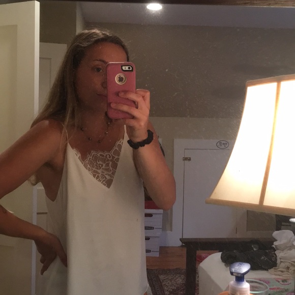 White tank top - Picture 3 of 4